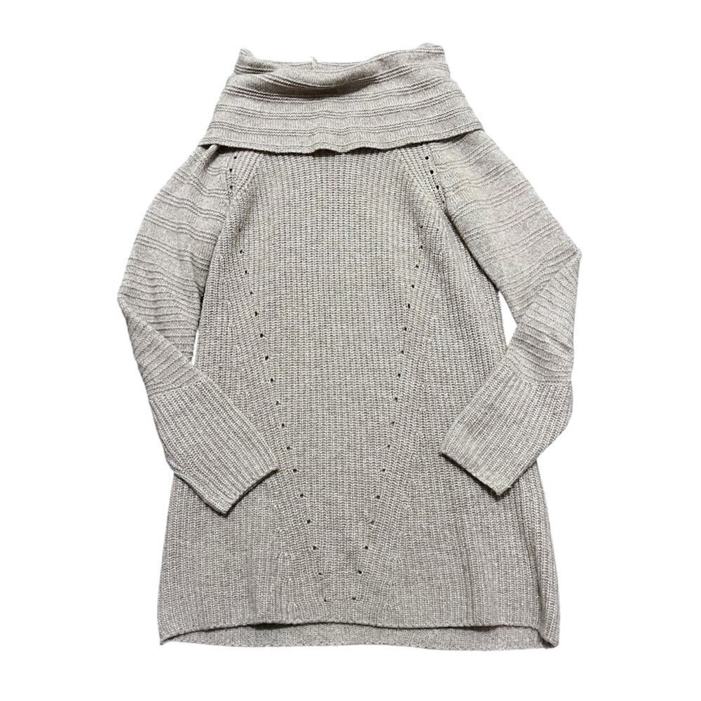 Neiman Marcus Cashmere Foldover Longer Length Sweater